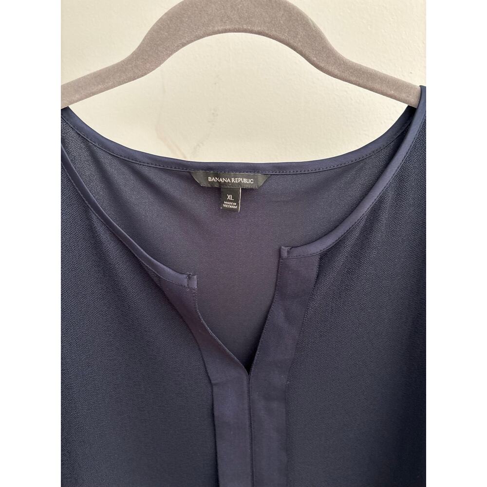 Banana Republic XL Navy Blue Blouse Split Neck Ruffle Sleeve Office Career Top - Picture 8 of 12